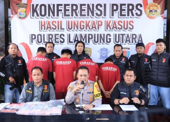 Kapolres Lampura Rilis Ungkap Kasus Pencurian Mobil dan Pemerkosaan