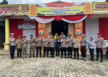 Kabag Ops Bersama PJU Polres Tulang Bawang Kunjungan di Tiga Pos Operasi Ketupat Krakatau 2025