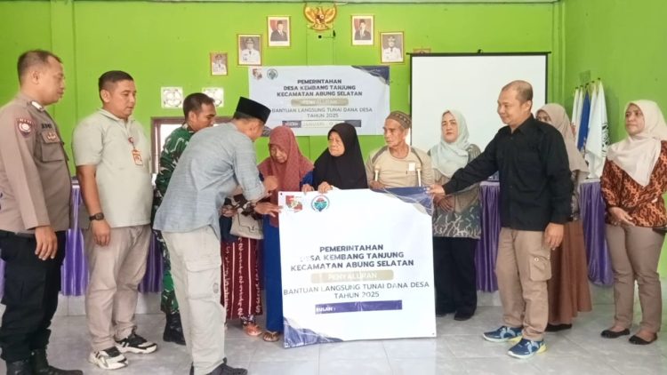 Pemdes Kembang Tanjung Laksanakan Penyaluran BLT Dan PKTD