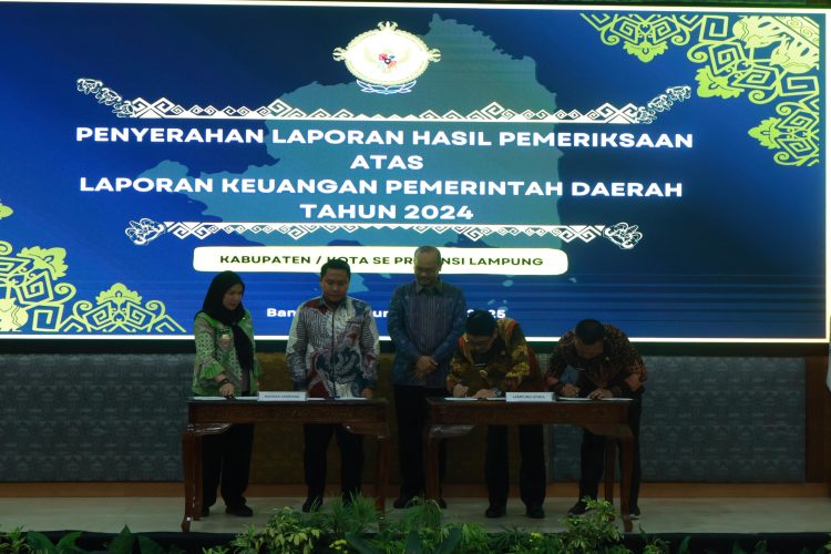 Lampung Utara Raih Opini WTP, Bupati Hamartoni: Ini Amanah Besar yang Harus Dijaga