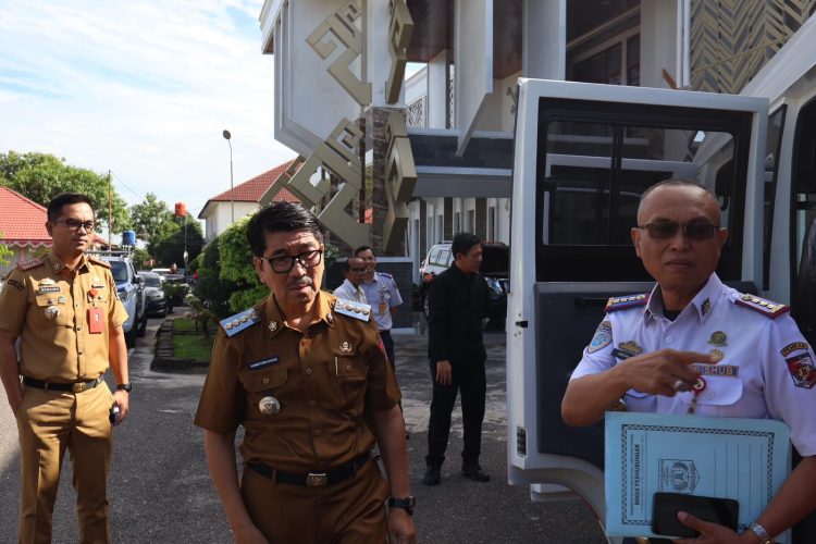 Bus Sekolah di Lampung Utara