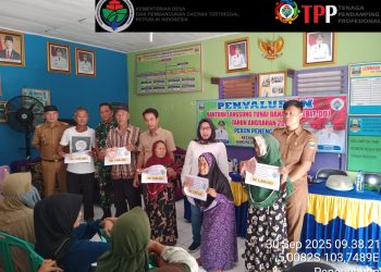 Desa Penegahan Bagikan BLT-DD 2025