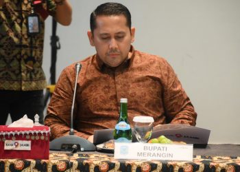 Tentukan Calon Komut, Bupati M. Syukur Hadiri RUPS Luar Biasa Bank 9 Jambi