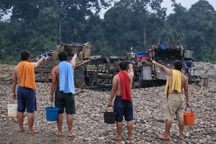 Warga Desa Karang Berahi Mendesak Penegakan Hukum Terkait Penambangan Emas Ilegal yang Merusak Lingkungan