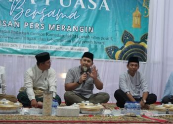 Buka Puasa Bersama Insan Pers, Bupati M. Syukur Tegaskan Media Pilar Demokrasi dan Mitra Kritis Pemerintah