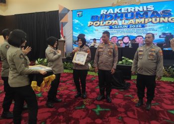 Si Humas Polres Lampung Utara Raih Penghargaan Terbaik I Viralisasi Non Official pada Rakernis Bid Humas Polda Lampung