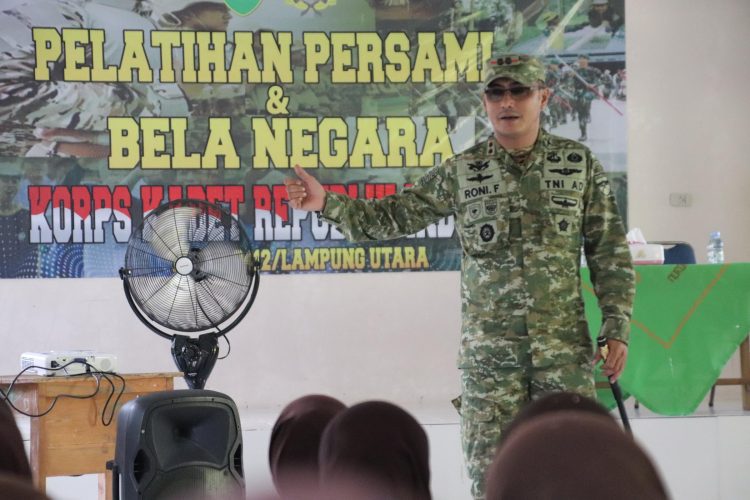 Dandim 0412 Lampung Utara Tanamkan Karakter dan Motivasi kepada Peserta Pelatihan KKRI di MAN 2 