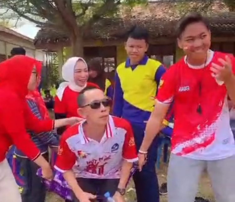 SEMARAK HUT RI KE-81, SMPN 1 ABUNG TIMUR ADAKAN RANGKAIAN LOMBA SISWA DAN GURU